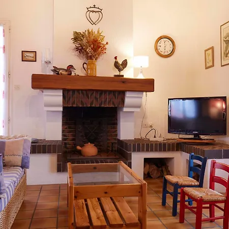 Maison Spacieuse 9 Pers, Proche Plage, Terrasse Et Jardin - - Fr-1-323-446 Hébergement de vacances *